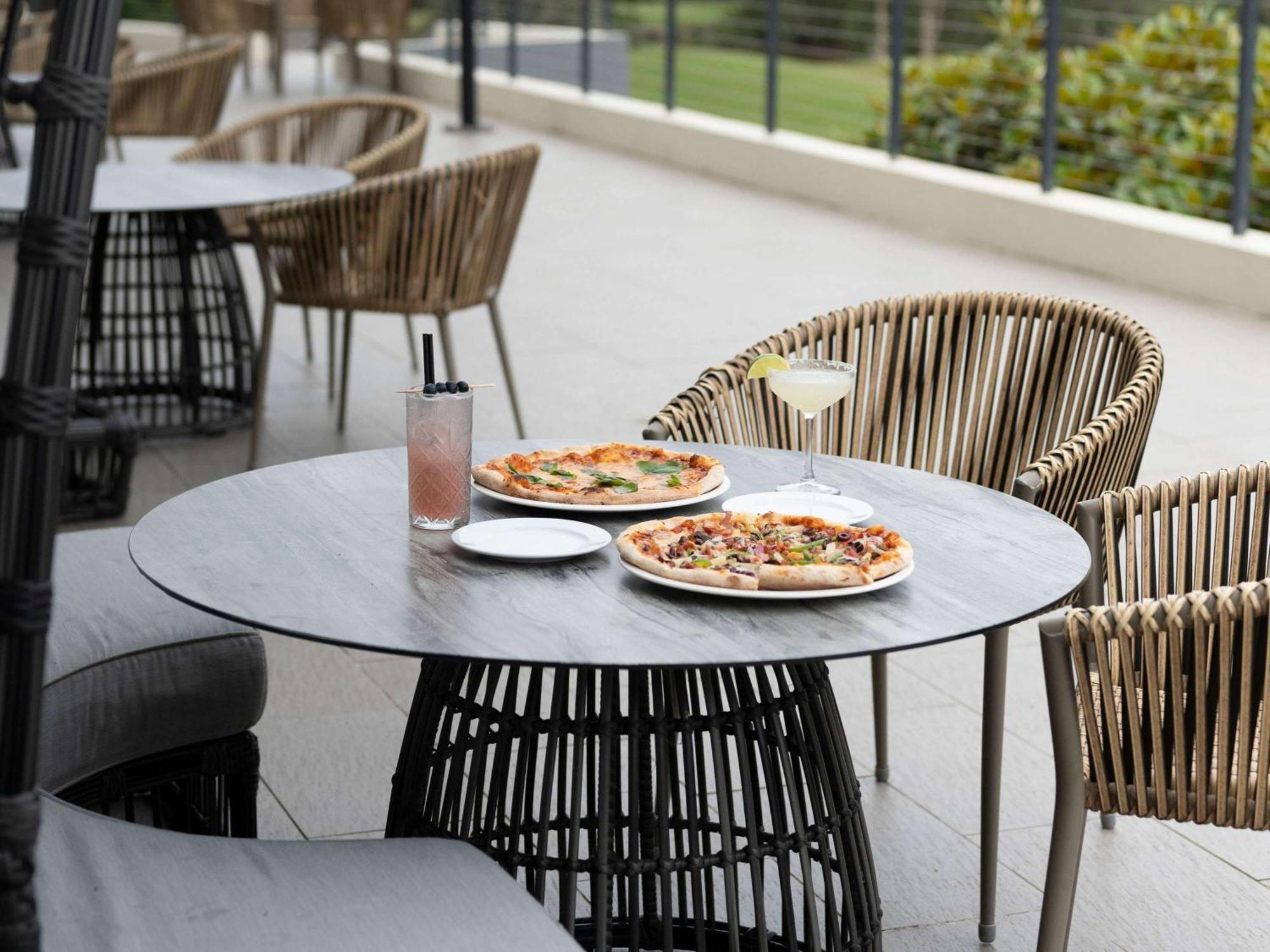Mercure Kooindah Waters Central Coast Wyong Exterior foto