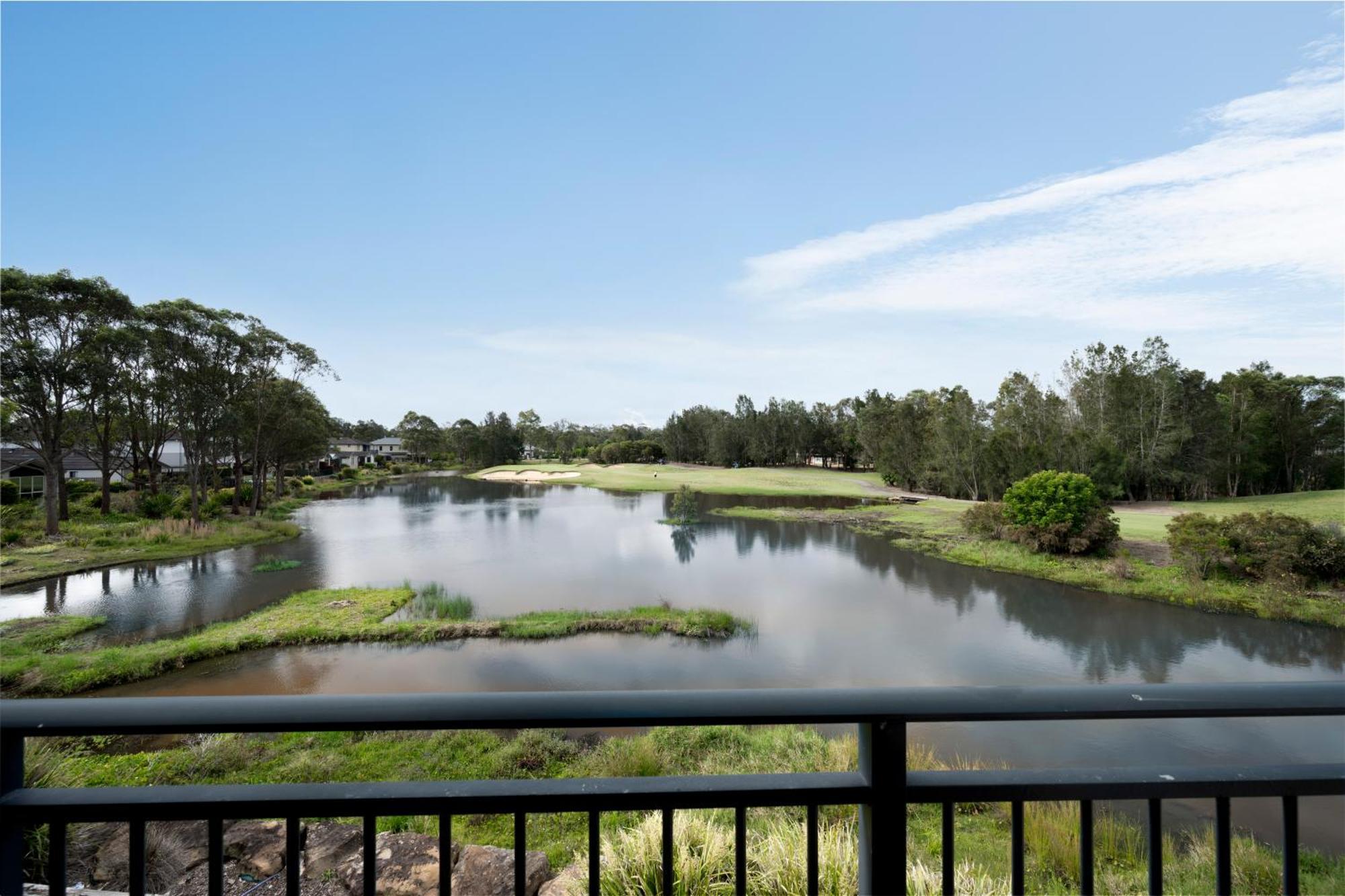 Mercure Kooindah Waters Central Coast Wyong Exterior foto